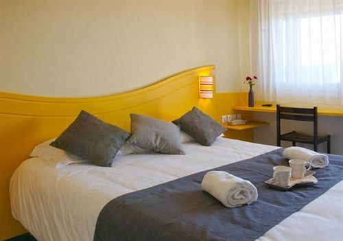 Couett'Hotel Oloron Sainte Marie 외부 사진